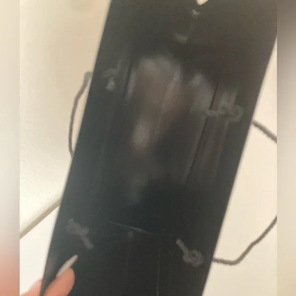 Chanel paperbag - Picture 4 of 4